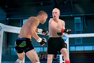 Raju 8, Dremljuga (24)