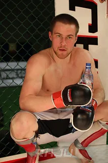 Raju 9 am, Klink (111)