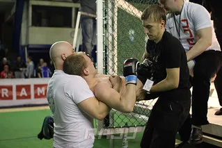 Raju 9 am, Klink (12)