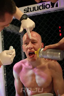 Raju 9 pro, Klink (97)