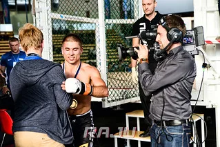 olly_raju_12_melu_054