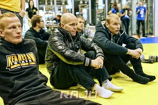 olly_raju_12_melu_005